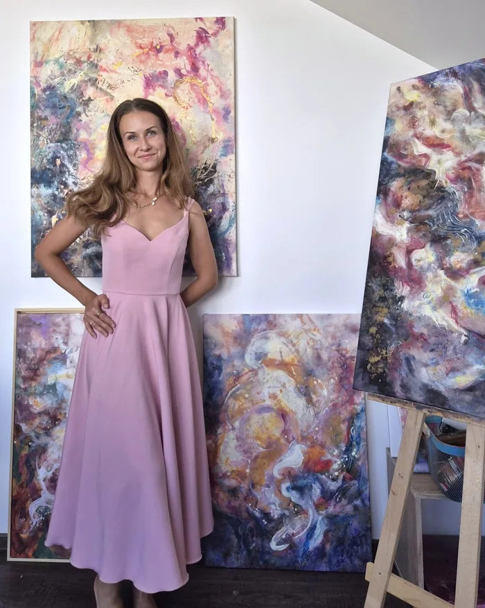 Anna Jankovičová in her studio